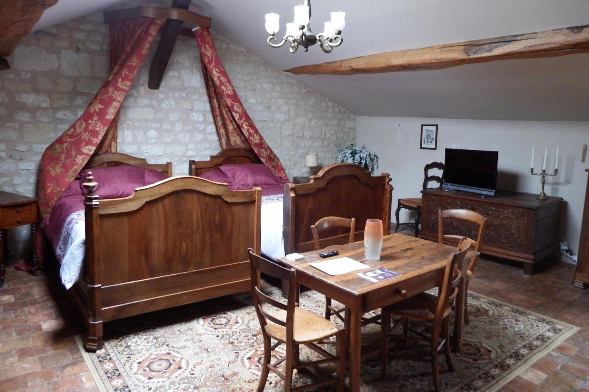 Chez Florence et Sylvain de Loudun Extérieur photo